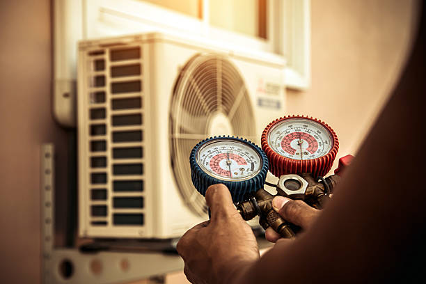 Professional Ductwork Repair technician working in Arlington, MN